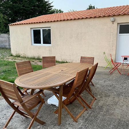 Maison Familiale La Baie 10 Ps En Cote De Jade Ла-Бернері-ан-Ре Екстер'єр фото
