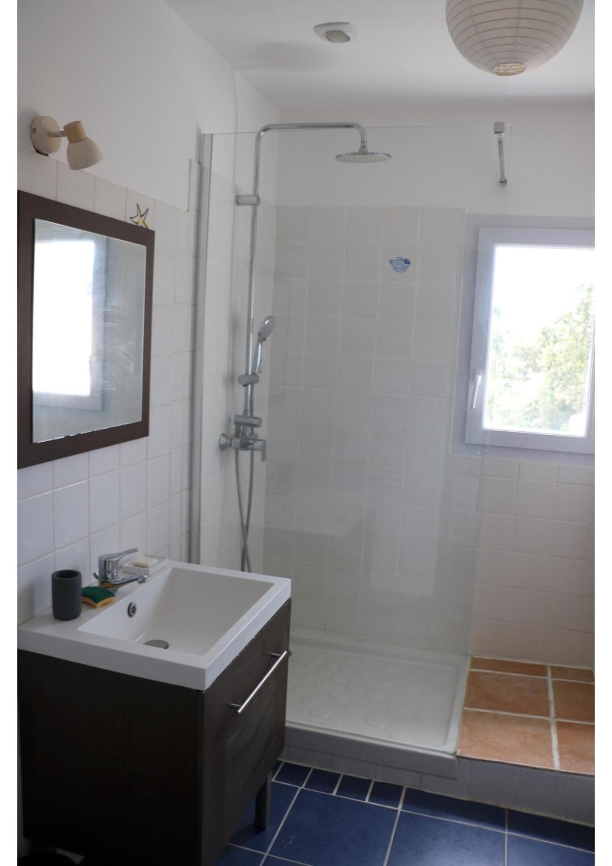Maison Familiale La Baie 10 Ps En Cote De Jade Ла-Бернері-ан-Ре Екстер'єр фото